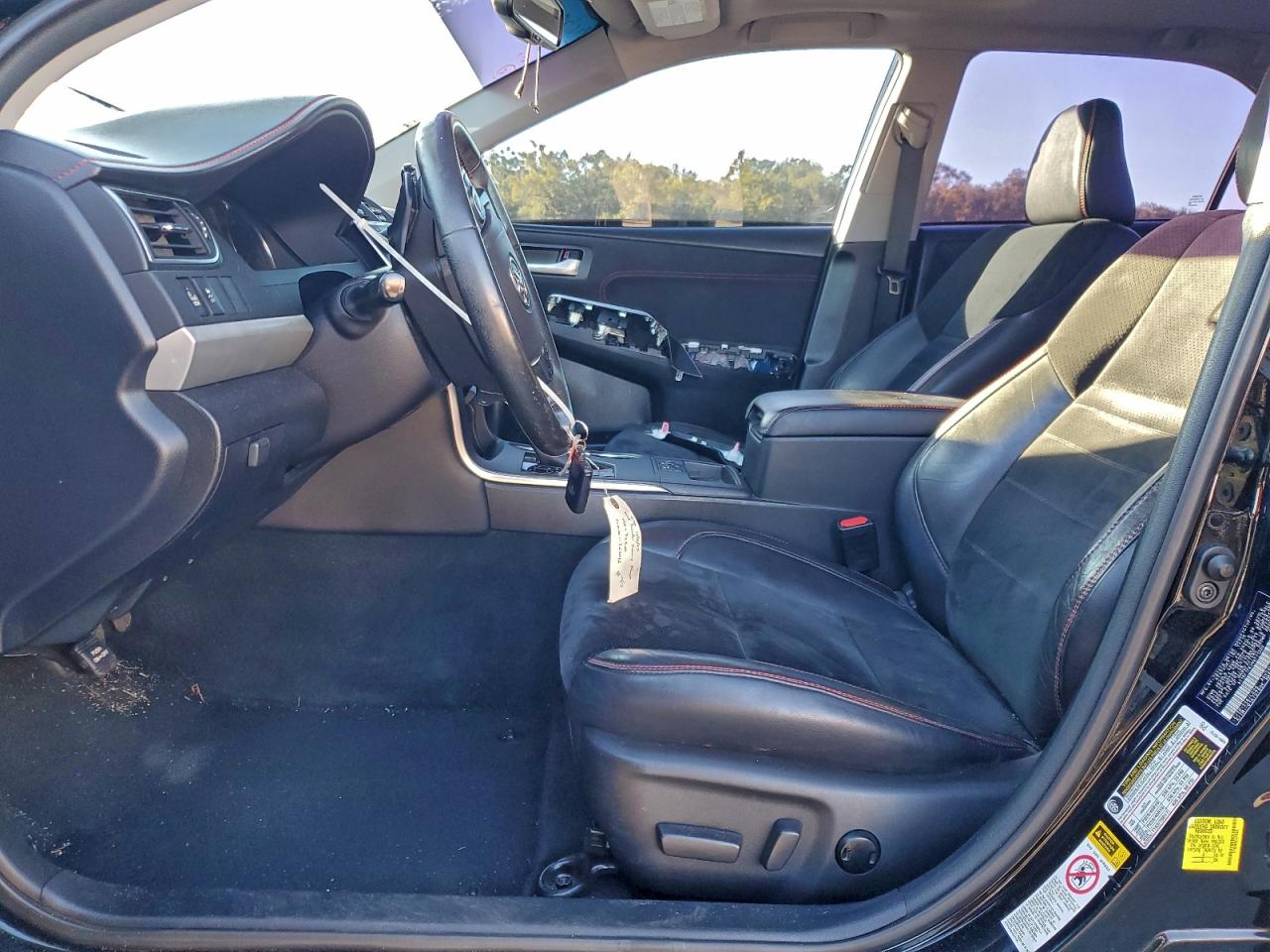 2017 TOYOTA CAMRY LE photo 7