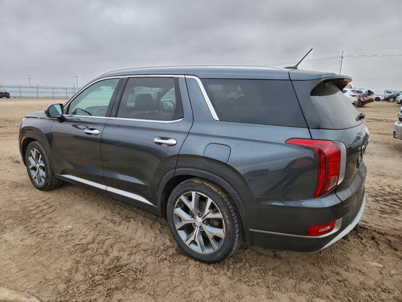 2020 HYUNDAI PALISADE SEL photo 2
