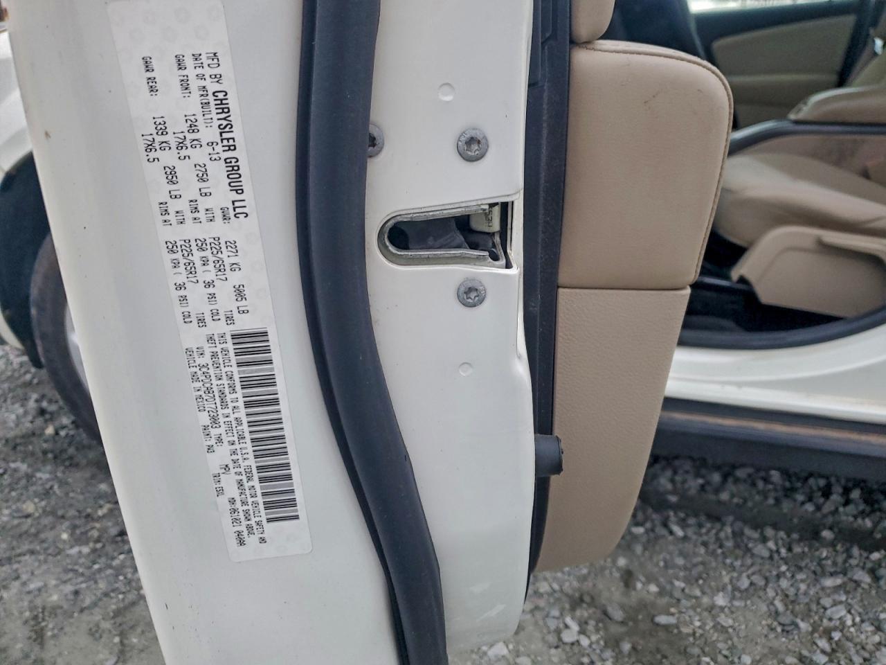 2013 DODGE JOURNEY SE photo 12