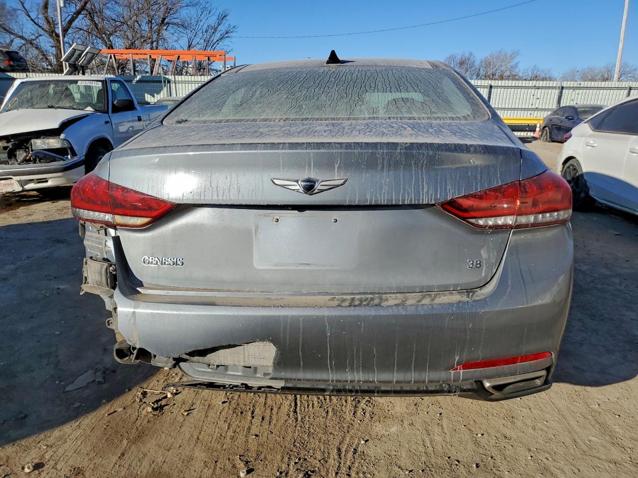 2015 HYUNDAI GENESIS 3.8L photo 6