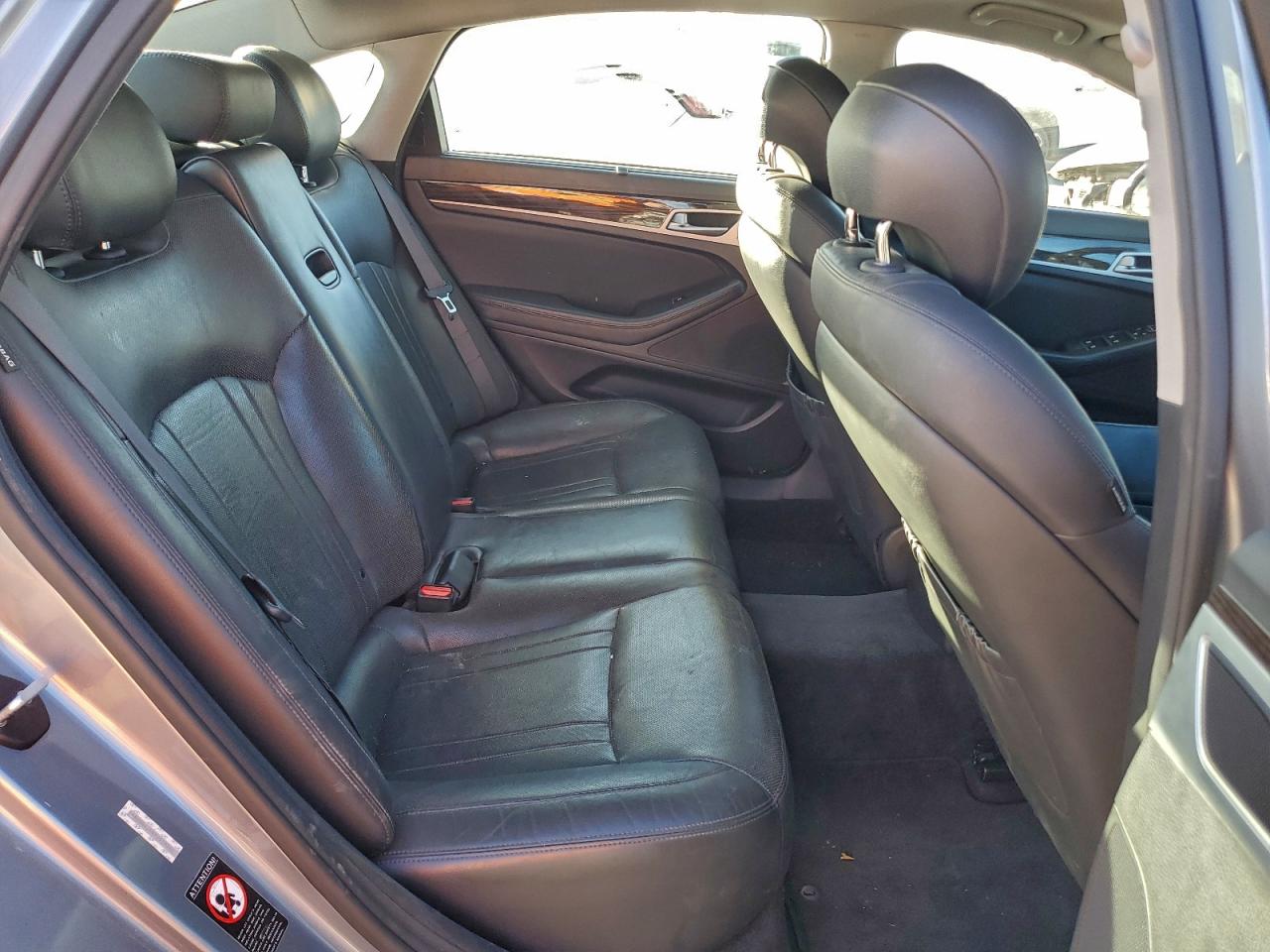 2015 HYUNDAI GENESIS 3.8L photo 10