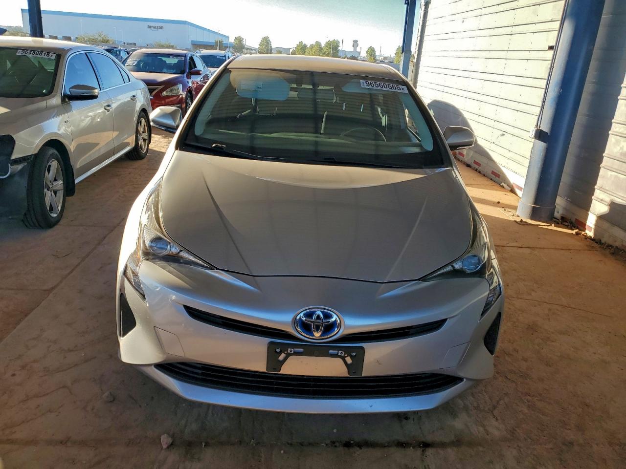 2016 TOYOTA PRIUS photo 5
