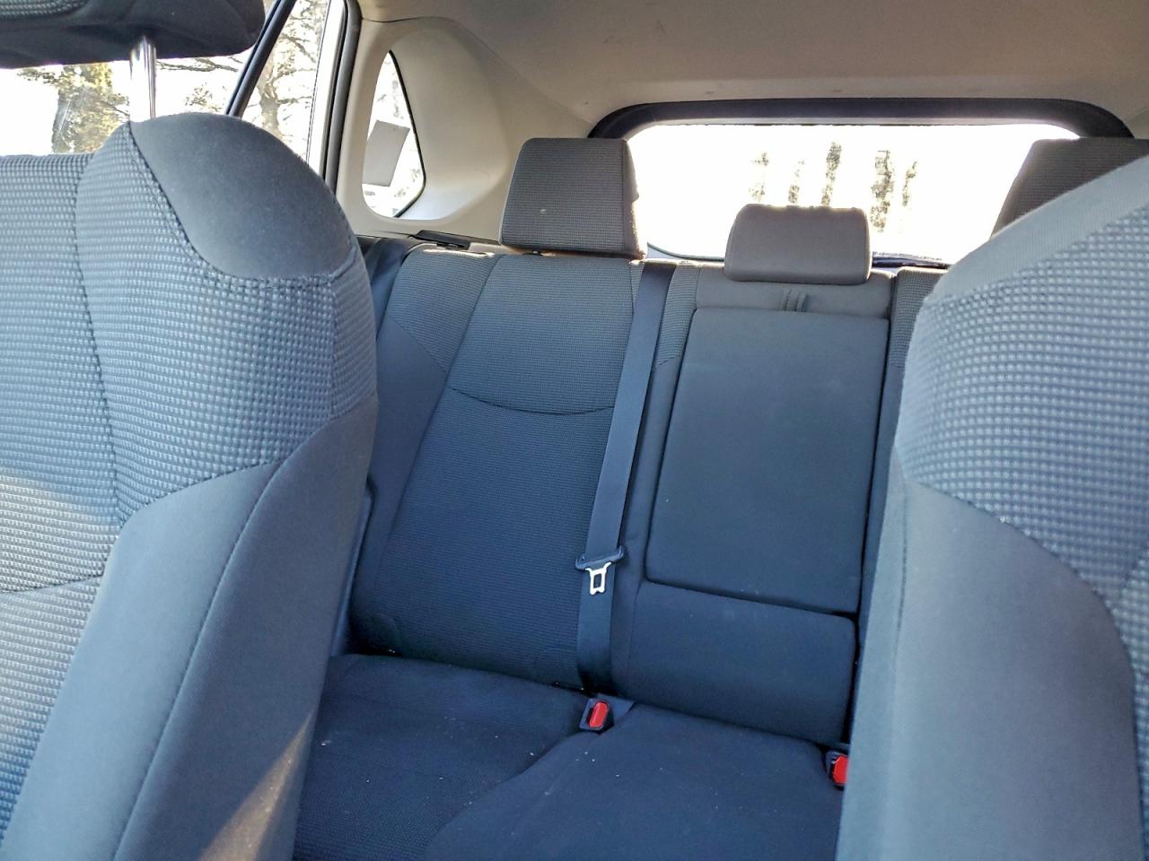 2022 TOYOTA RAV4 LE photo 10