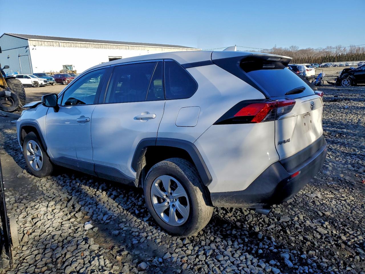 2022 TOYOTA RAV4 LE photo 2