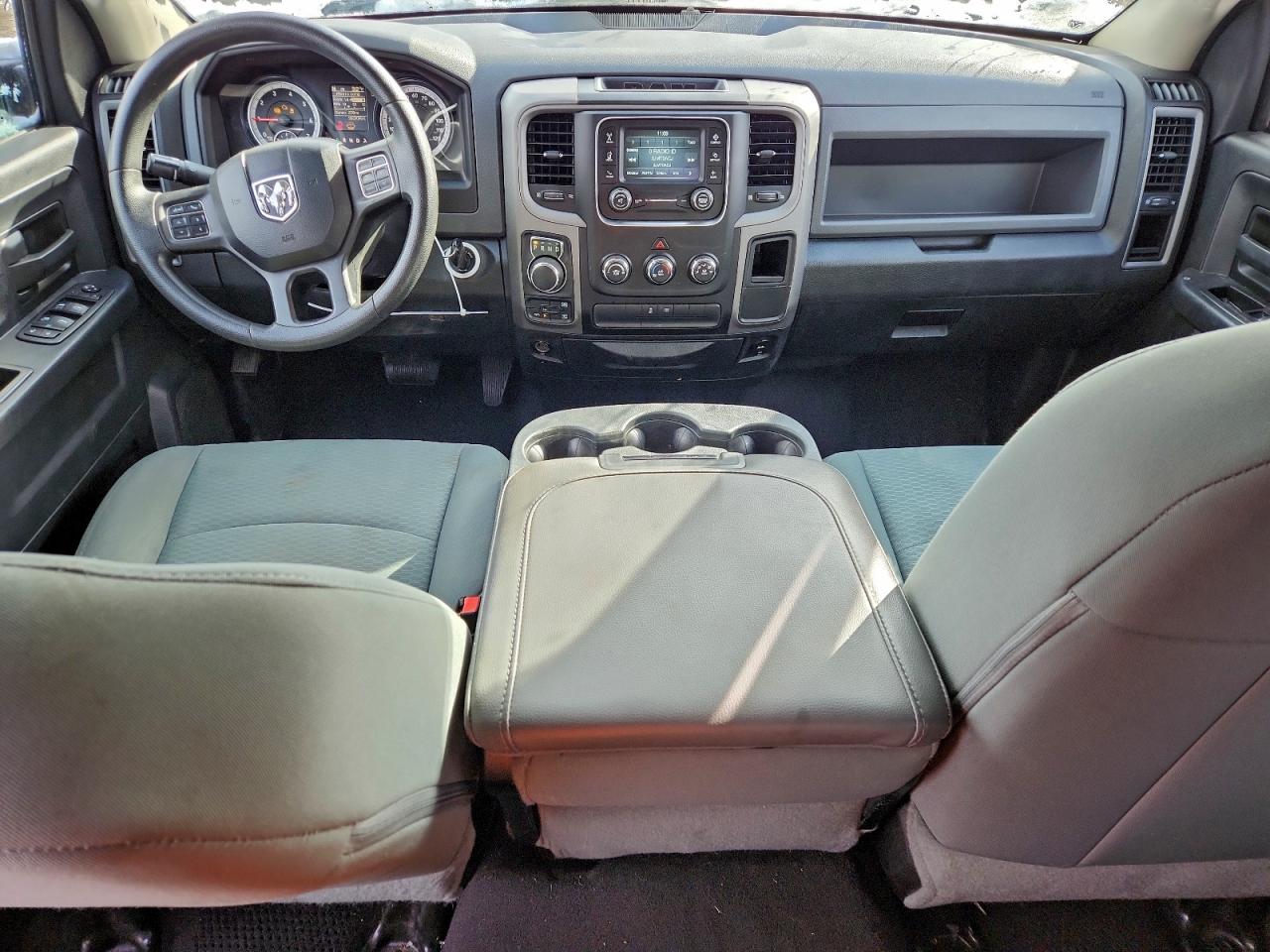 2015 RAM 1500 ST photo 8