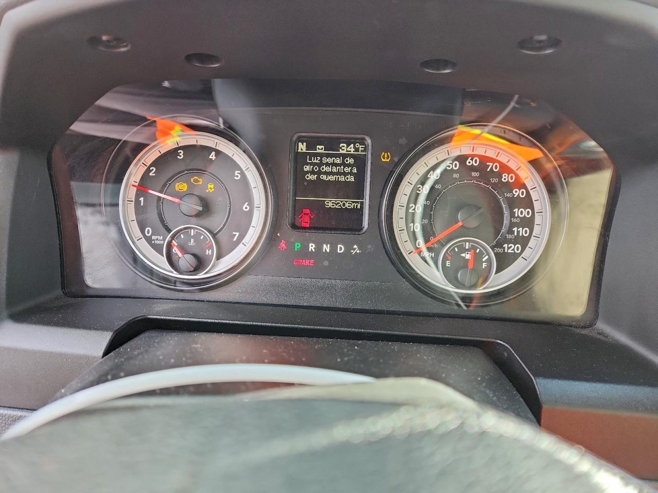2015 RAM 1500 ST photo 9