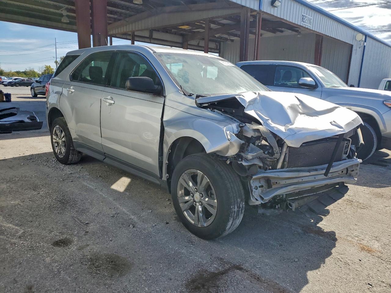 2014 CHEVROLET EQUINOX LS photo 4