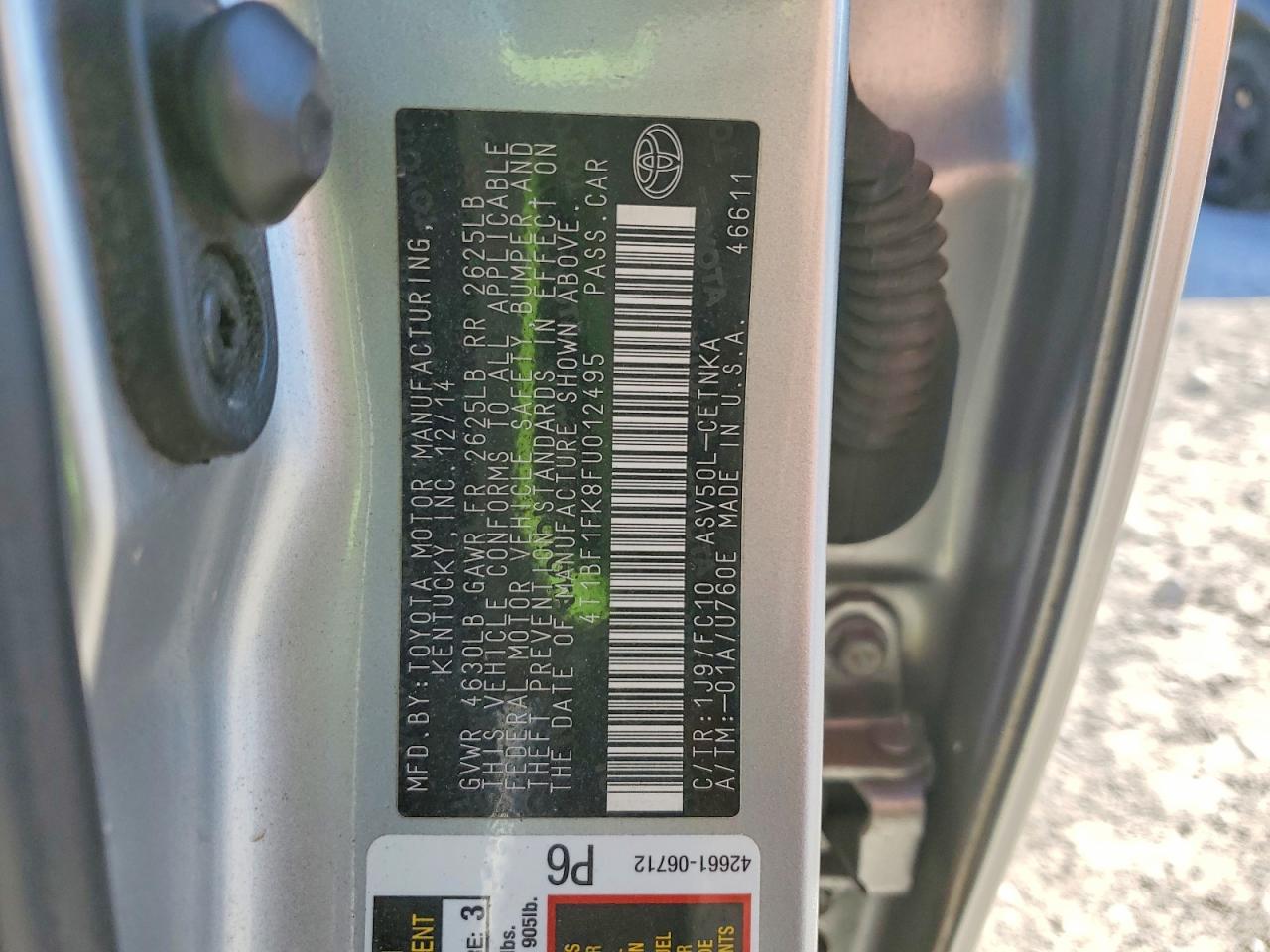 2015 TOYOTA CAMRY LE photo 12