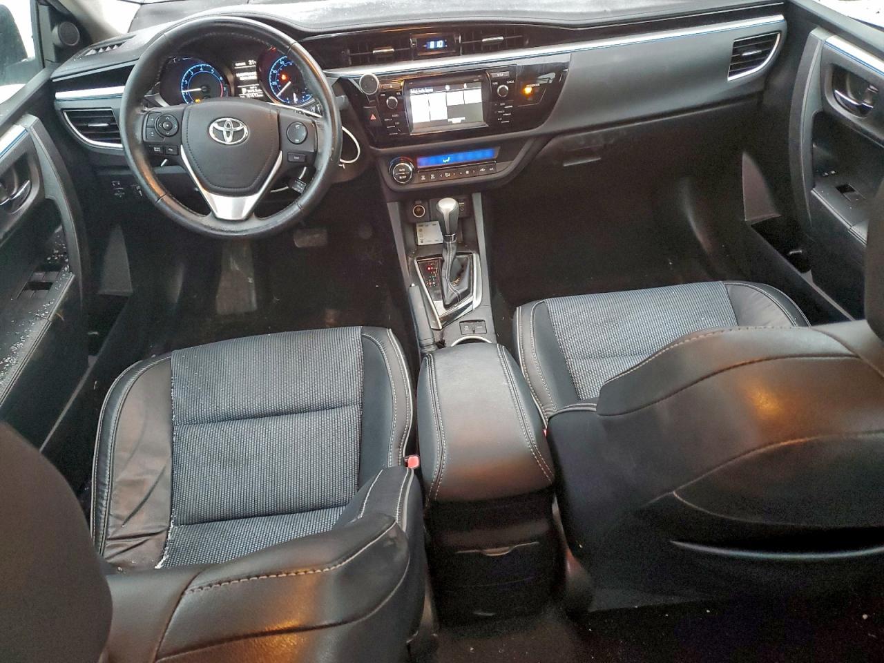 2014 TOYOTA COROLLA L photo 8