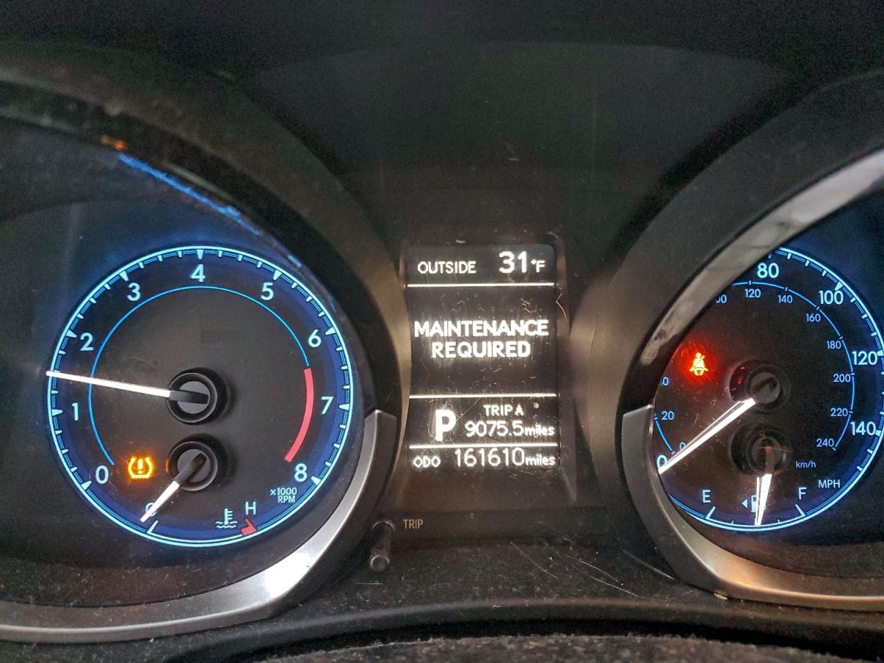 2014 TOYOTA COROLLA L photo 9