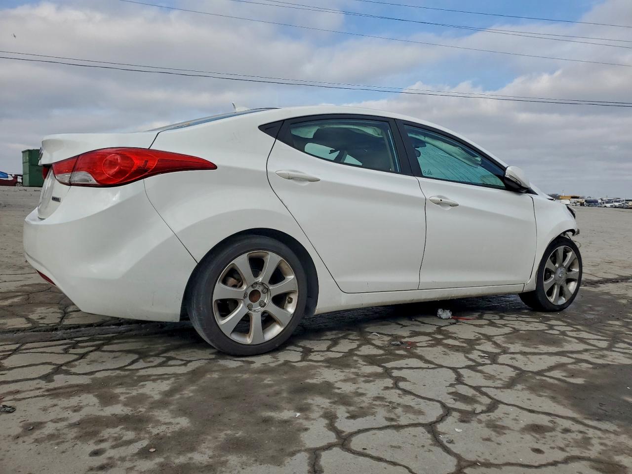 2013 HYUNDAI ELANTRA GLS photo 3