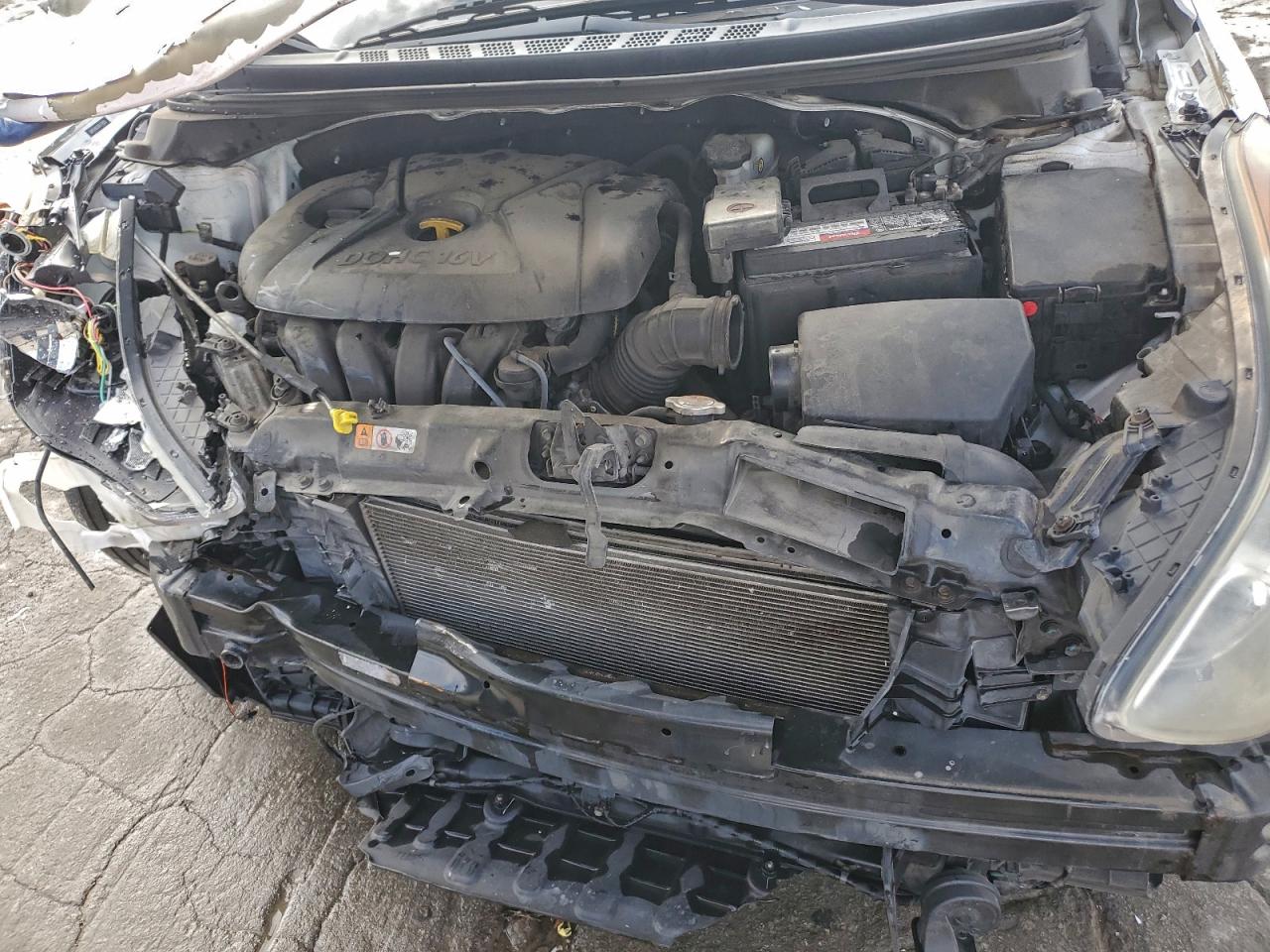 2013 HYUNDAI ELANTRA GLS photo 11