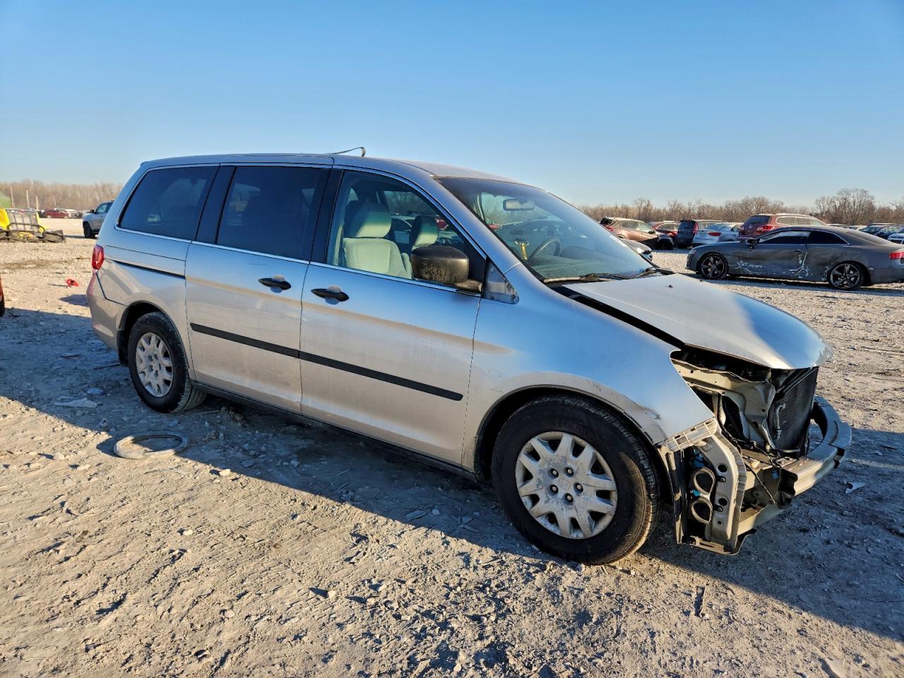 2010 HONDA ODYSSEY LX photo 4