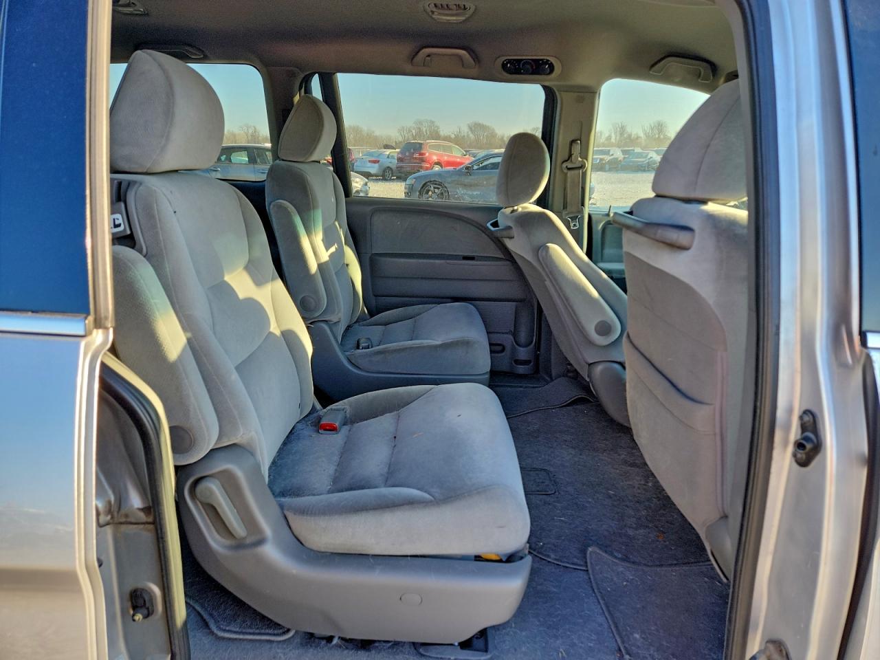 2010 HONDA ODYSSEY LX photo 11