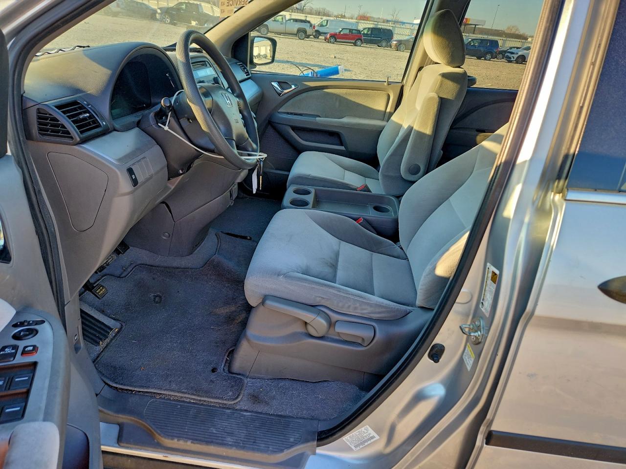 2010 HONDA ODYSSEY LX photo 7