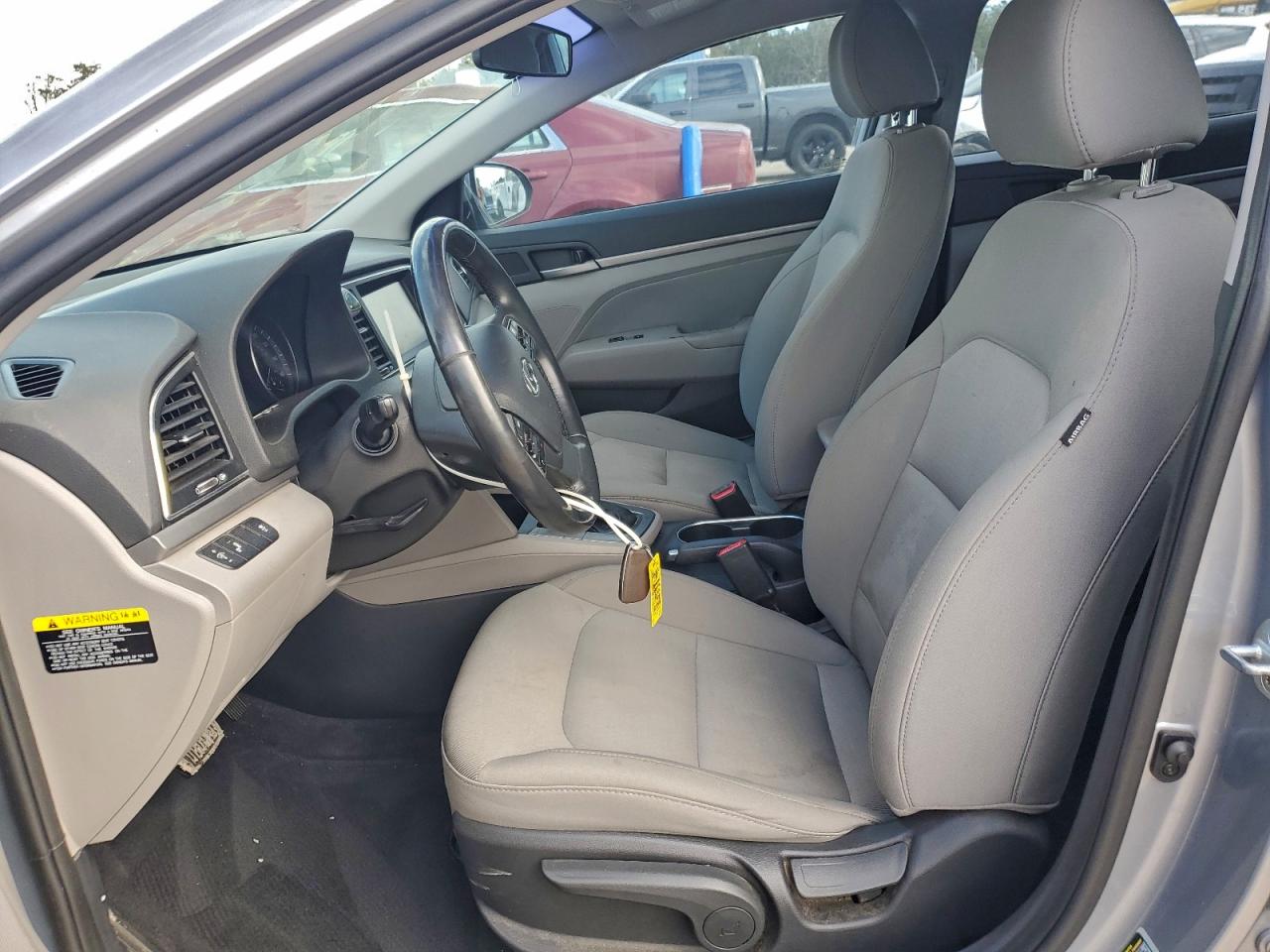 2017 HYUNDAI ELANTRA SE photo 7
