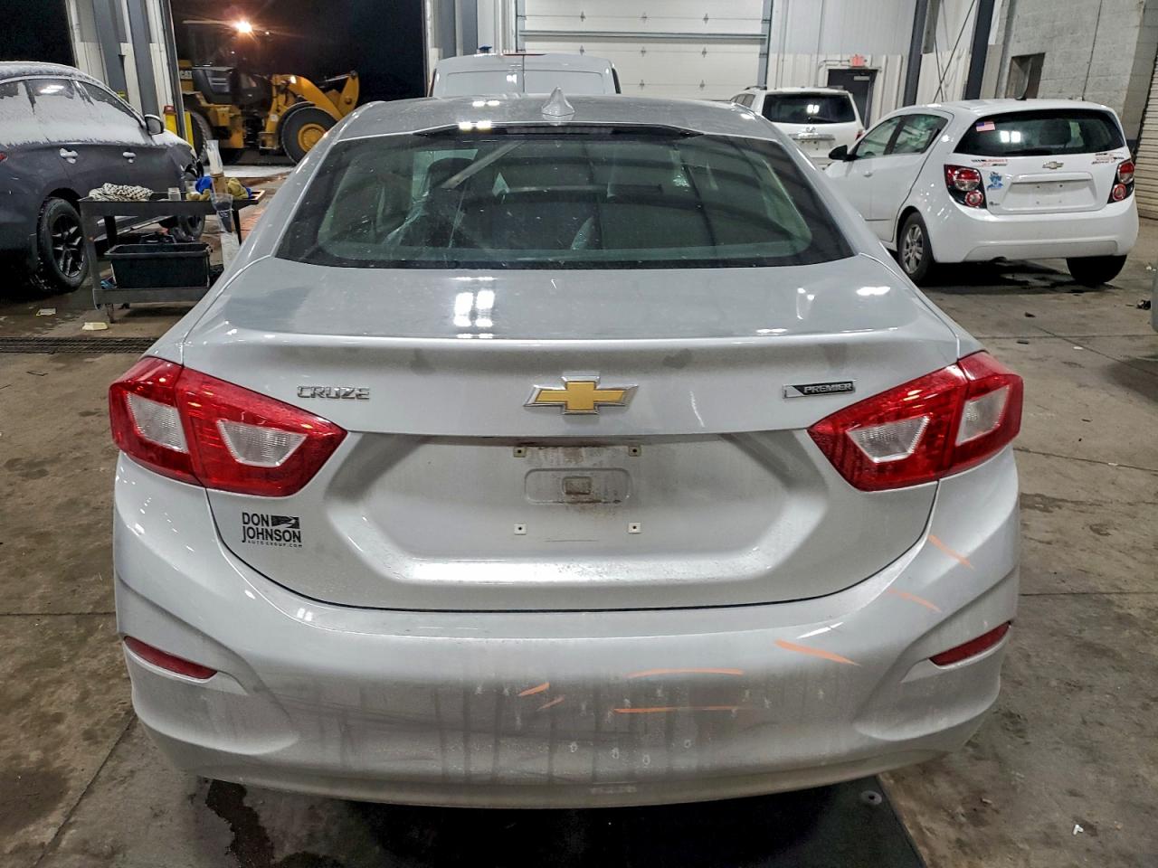 2017 CHEVROLET CRUZE PREMIER photo 6