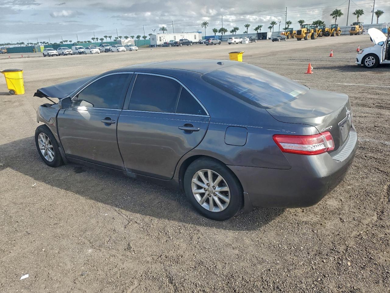 2010 TOYOTA CAMRY BASE photo 2