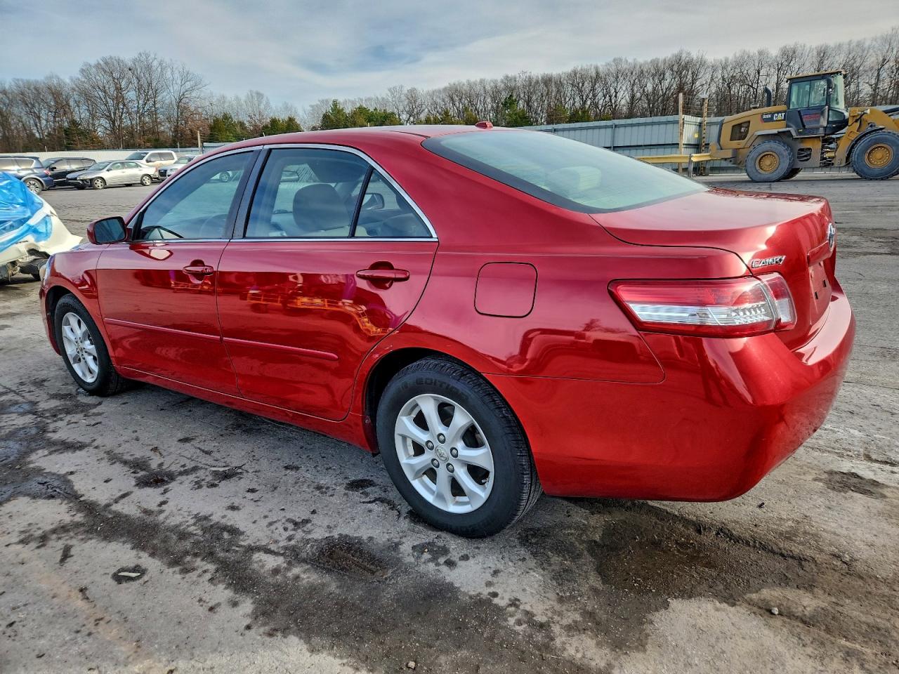 2011 TOYOTA CAMRY BASE photo 2