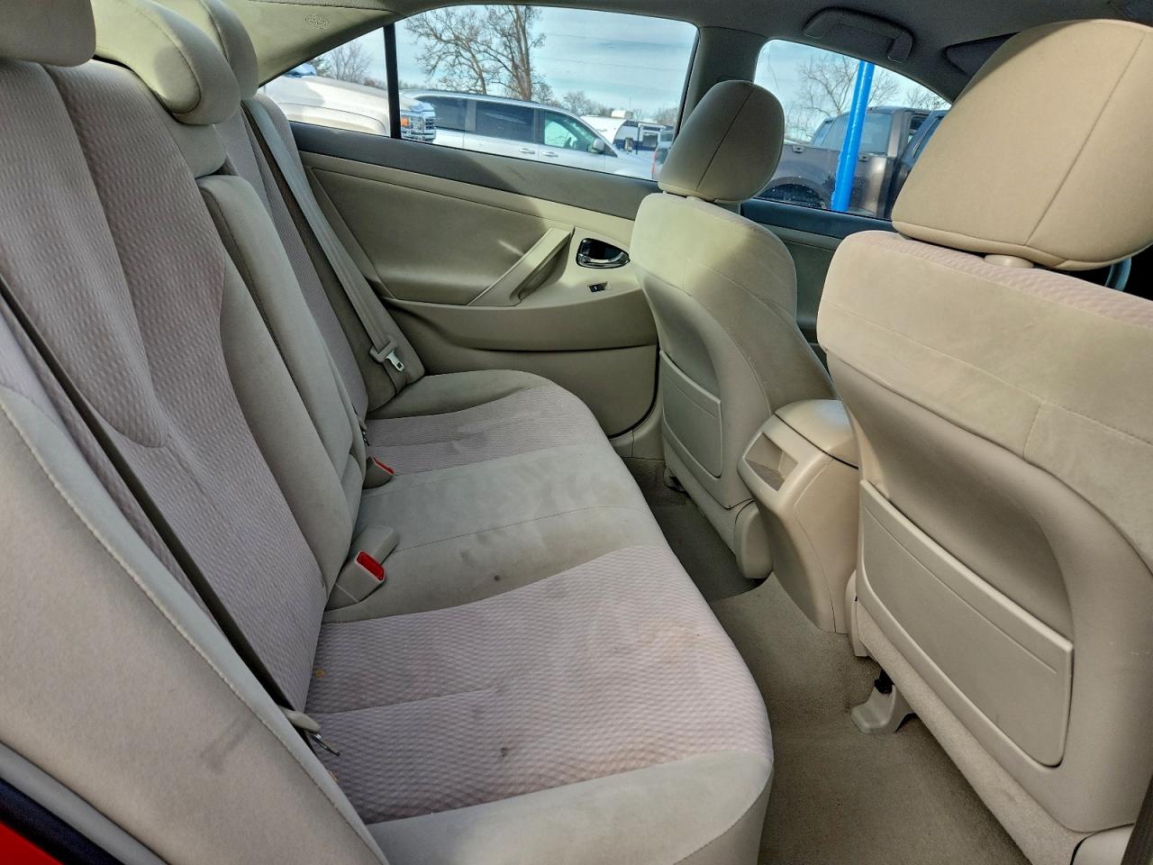 2011 TOYOTA CAMRY BASE photo 10