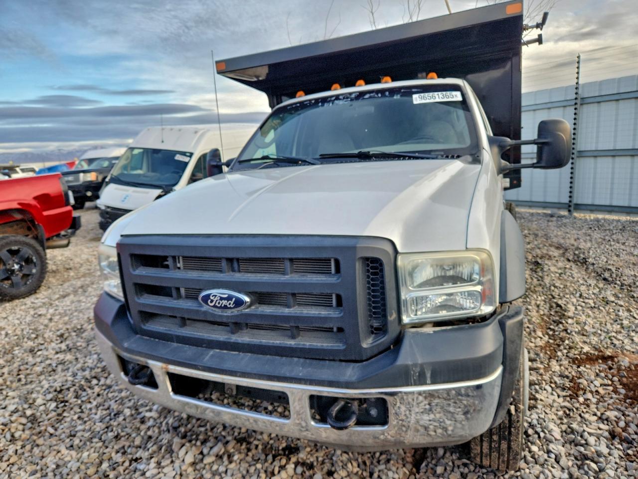 2007 FORD F550 SUPER - DELIVERY TRUCK photo 5