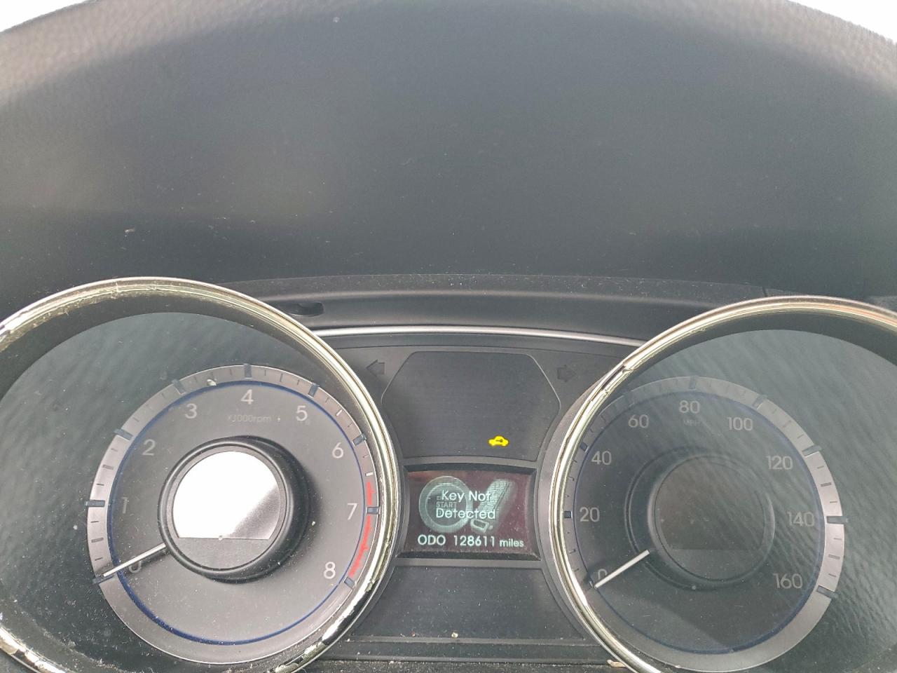 2013 HYUNDAI SONATA SE photo 9
