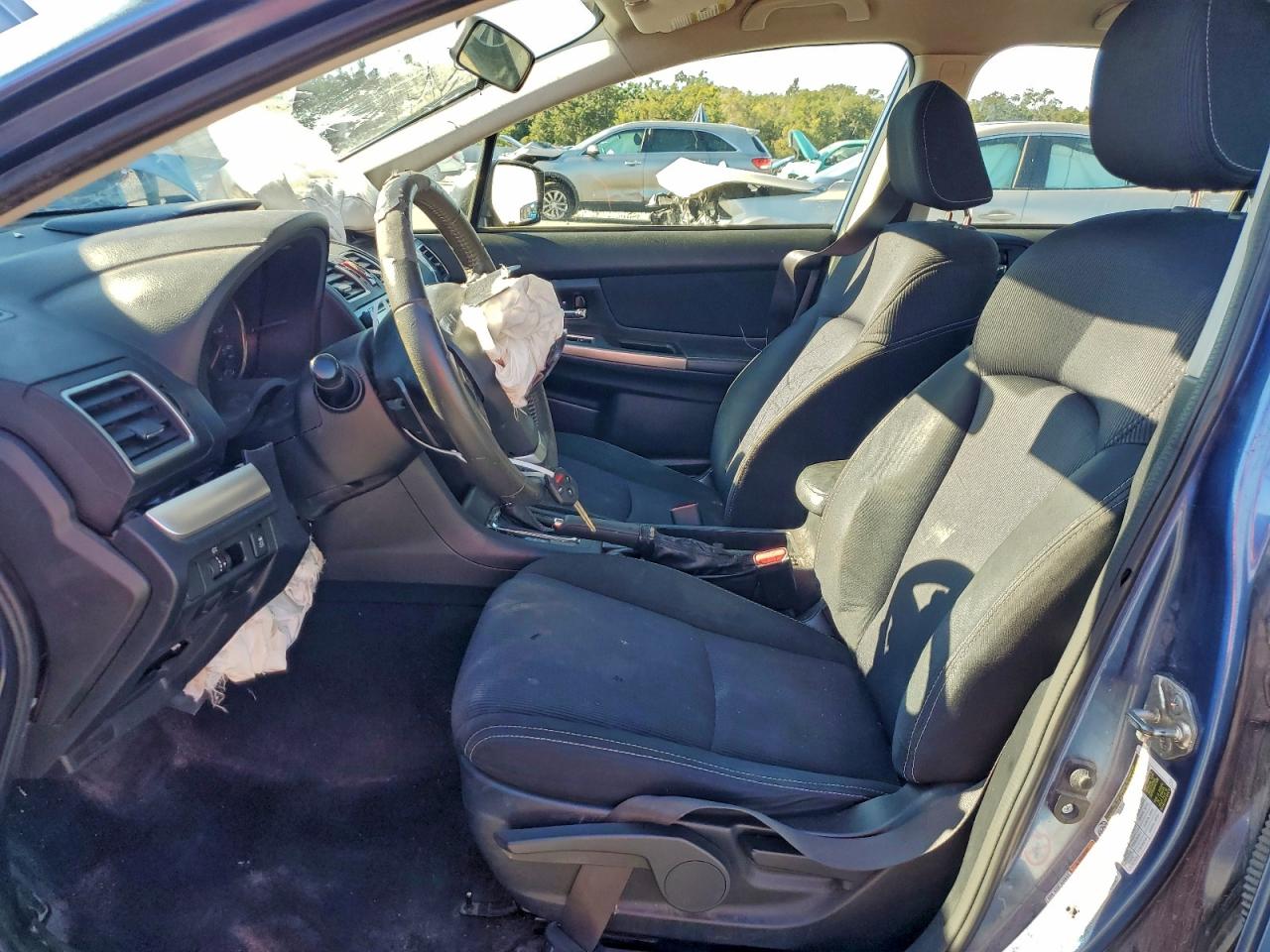 2015 SUBARU IMPREZA photo 7