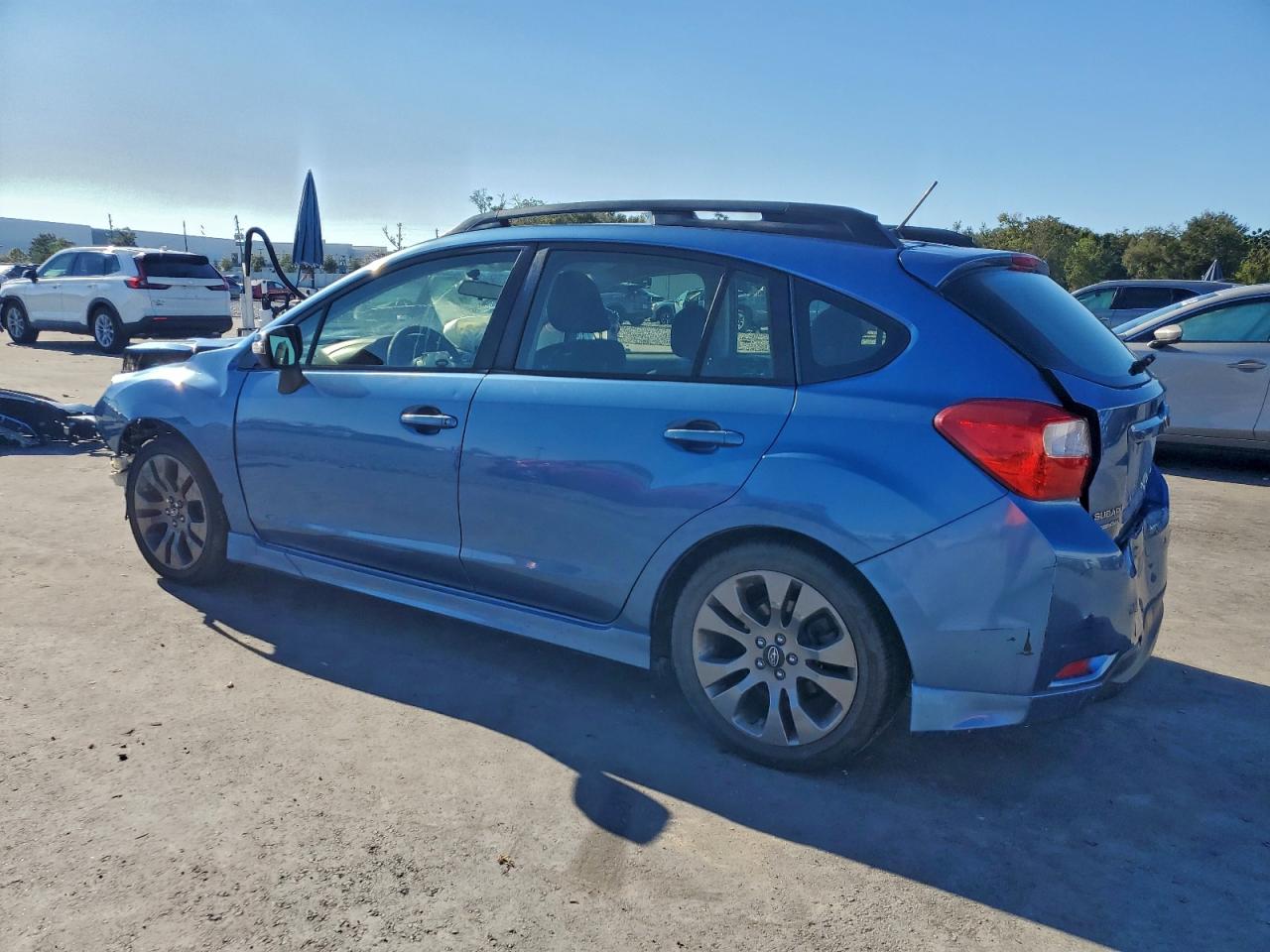 2015 SUBARU IMPREZA photo 2