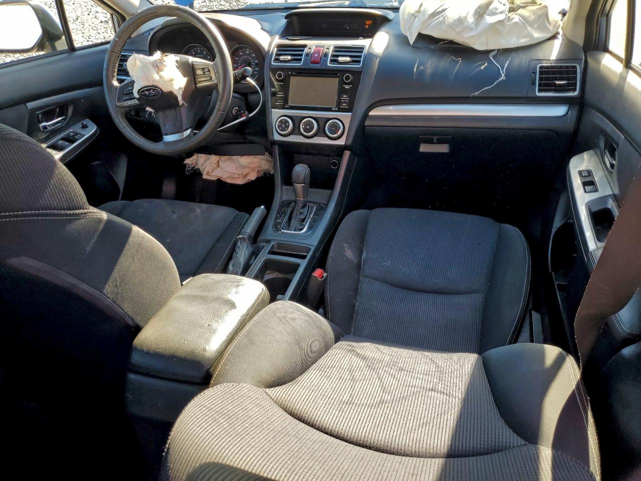 2015 SUBARU IMPREZA photo 8