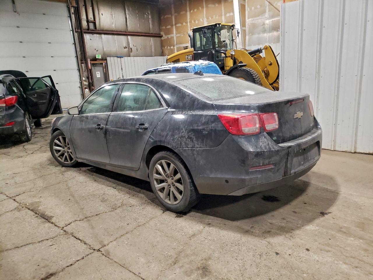 2014 CHEVROLET MALIBU 2LT photo 2
