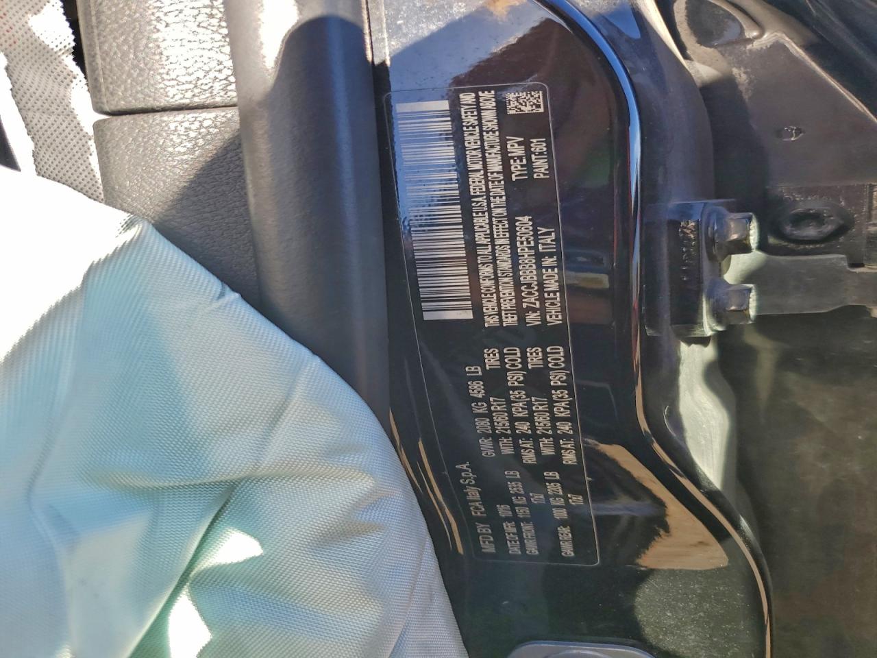 2017 JEEP RENEGADE LATITUDE photo 12