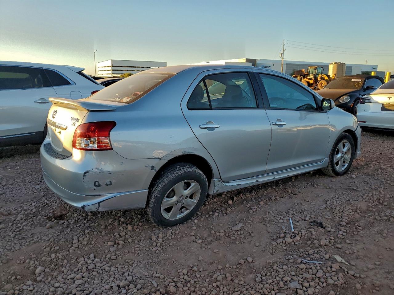 2008 TOYOTA YARIS photo 3