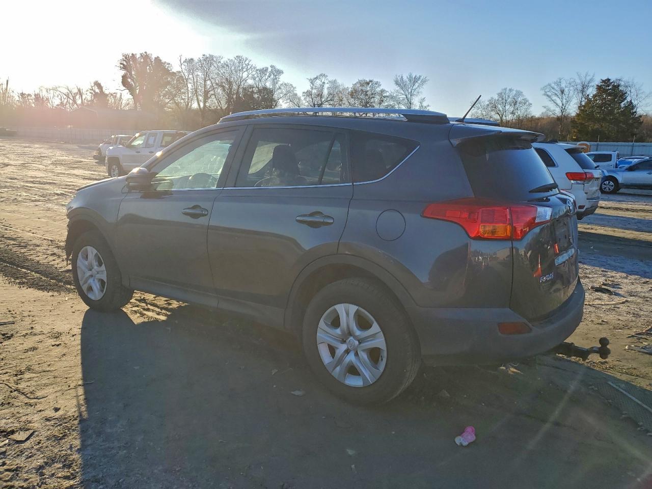 2015 TOYOTA RAV4 LE photo 2
