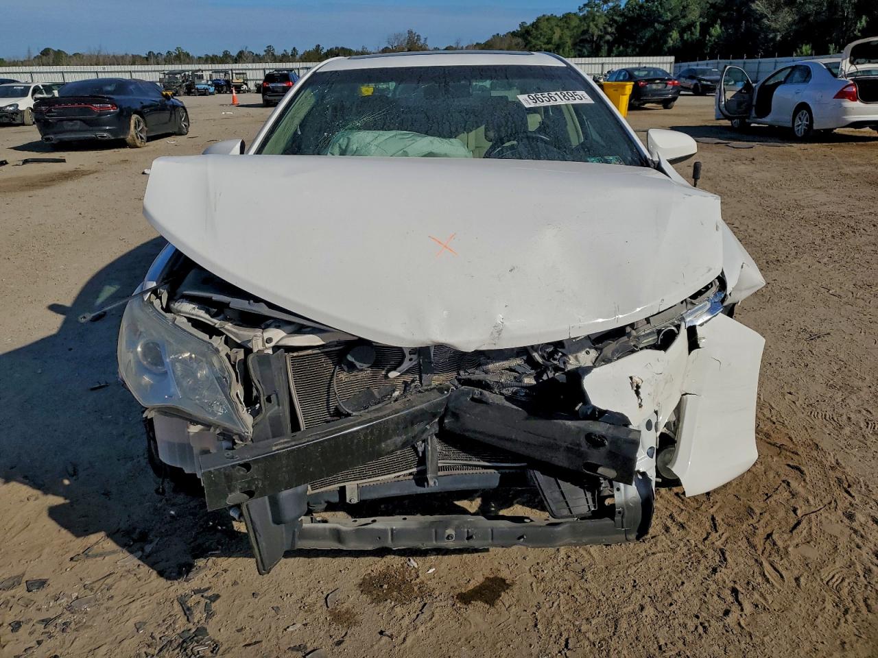 2012 TOYOTA CAMRY BASE photo 5