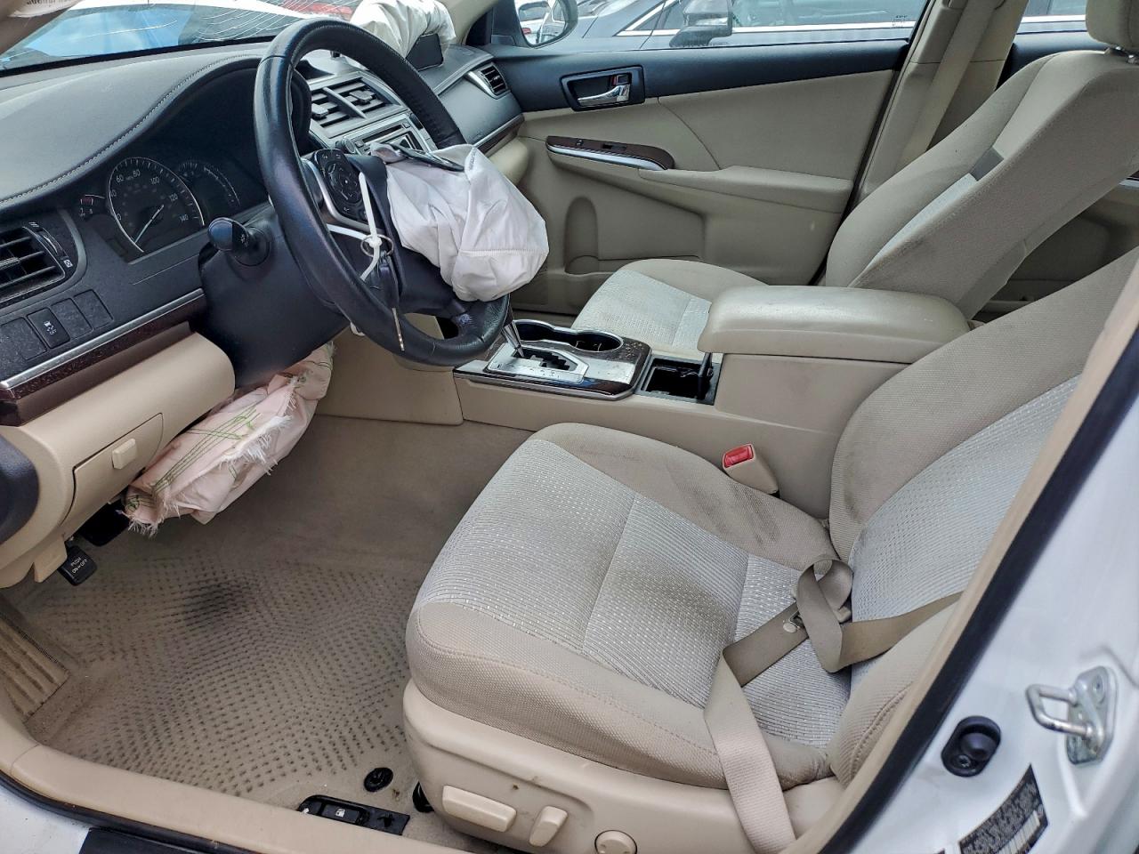 2012 TOYOTA CAMRY BASE photo 7