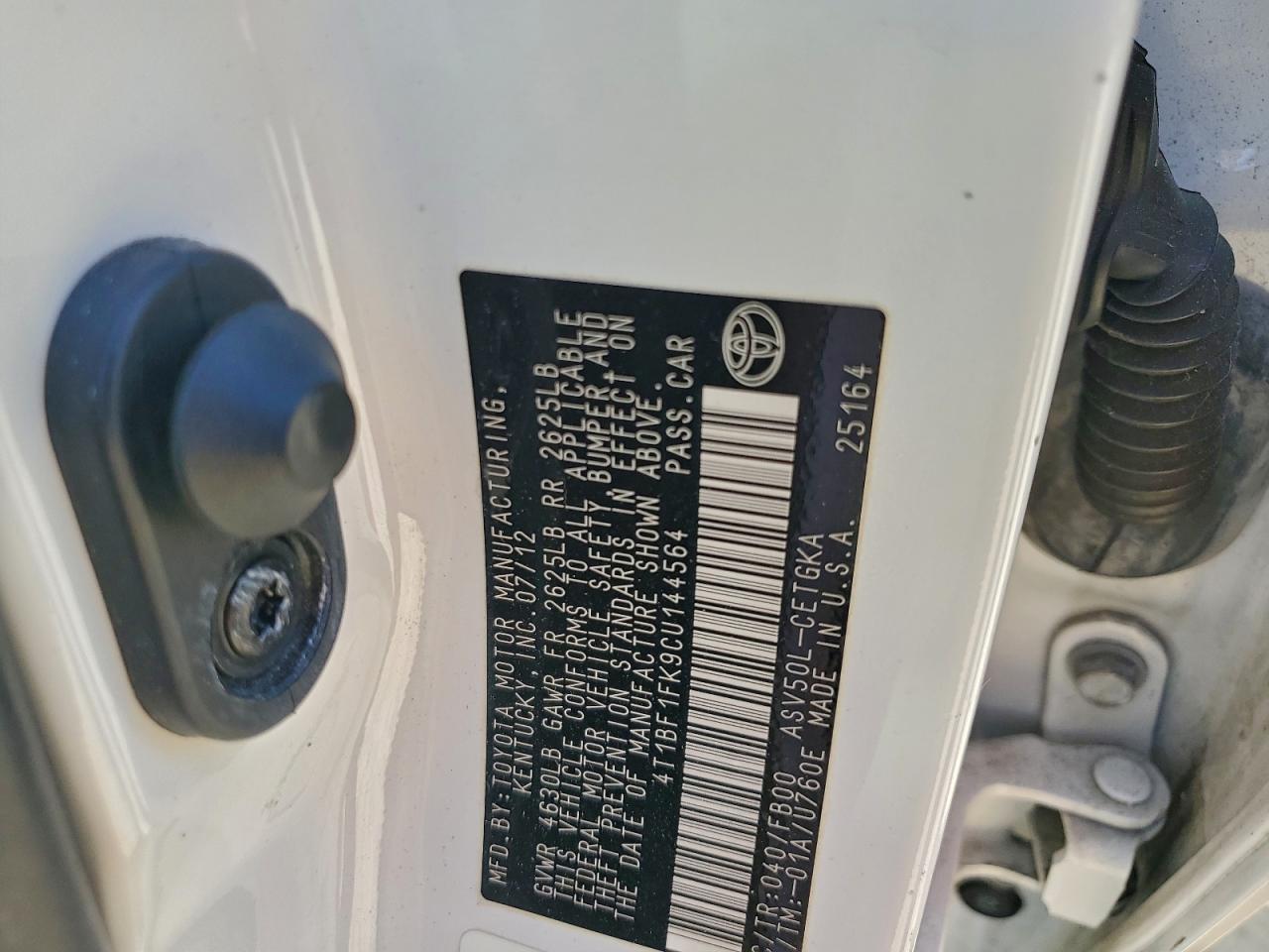 2012 TOYOTA CAMRY BASE photo 12