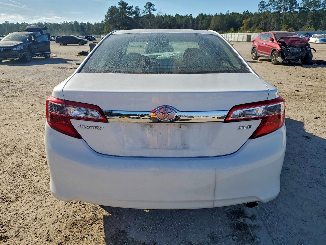 2012 TOYOTA CAMRY BASE photo 6