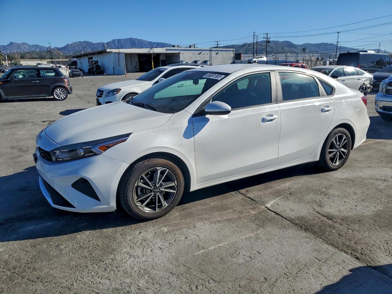 2023 KIA FORTE