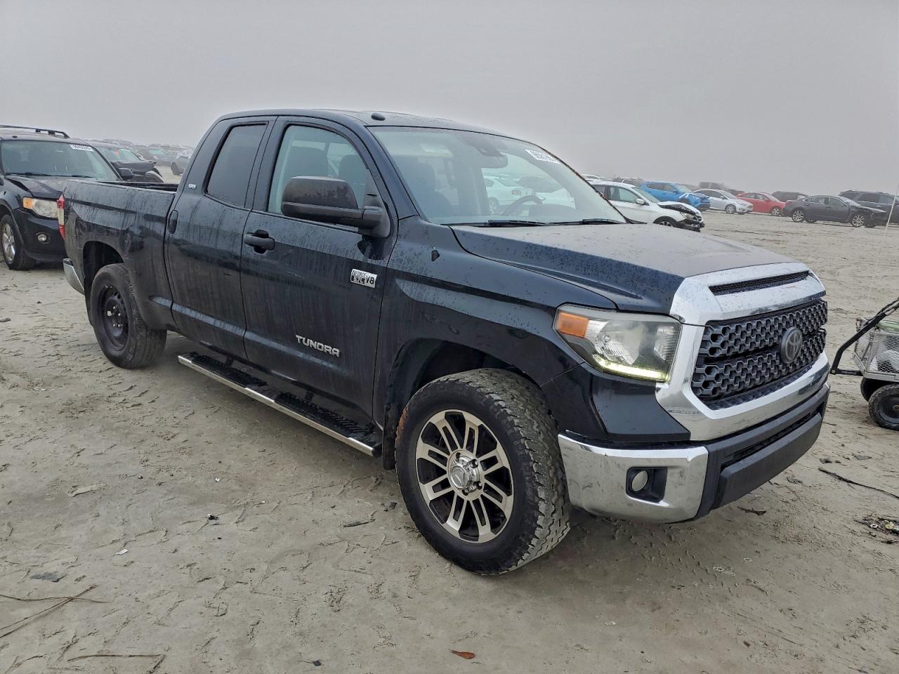 2018 TOYOTA TUNDRA DOUBLE CAB SR photo 4