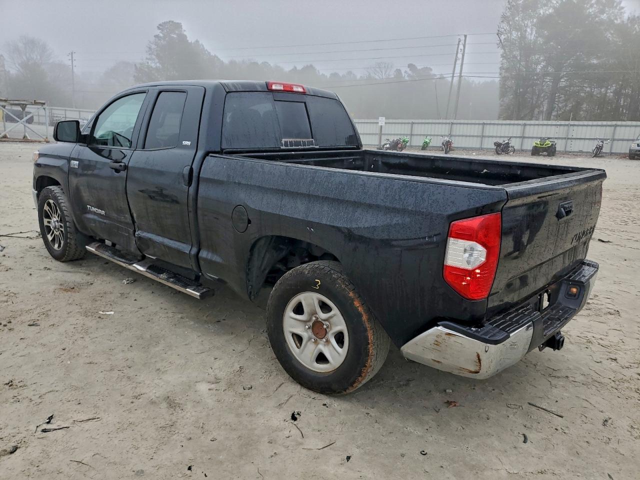 2018 TOYOTA TUNDRA DOUBLE CAB SR photo 2