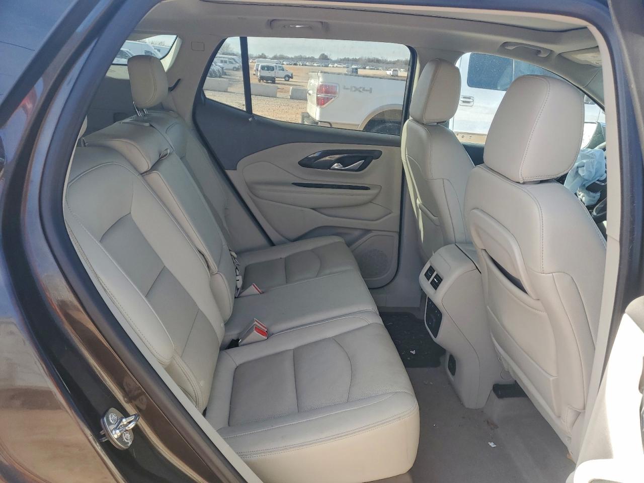 2019 GMC TERRAIN DENALI photo 11