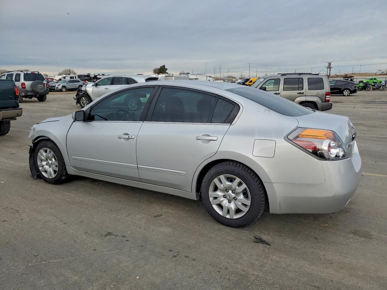 2012 NISSAN ALTIMA BASE photo 2