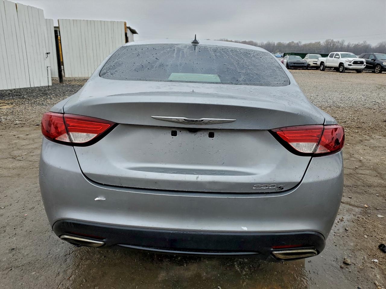 2015 CHRYSLER 200 S photo 6