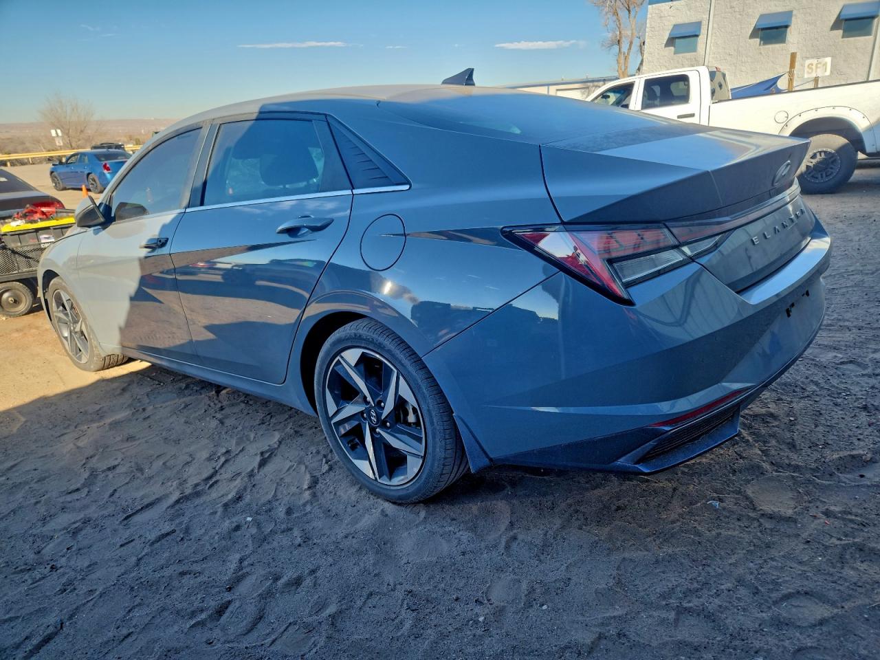 2022 HYUNDAI ELANTRA LIMITED photo 2