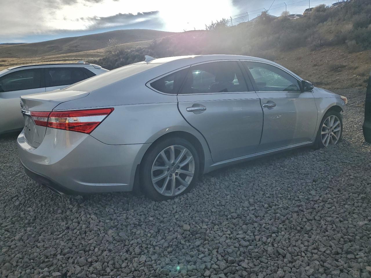 2013 TOYOTA AVALON BASE photo 3