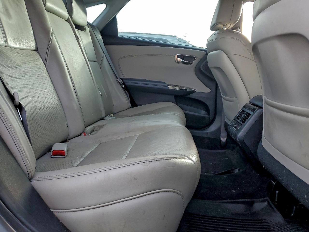 2013 TOYOTA AVALON BASE photo 10