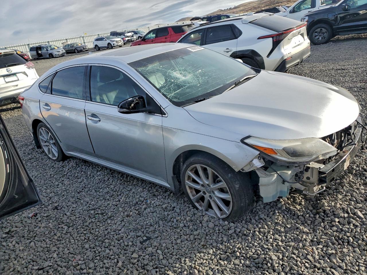 2013 TOYOTA AVALON BASE photo 4