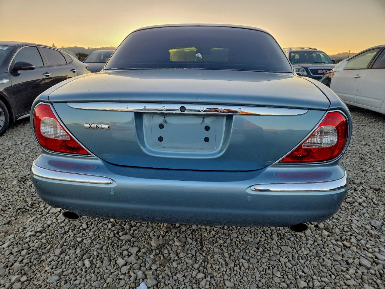 2005 JAGUAR XJ8 L photo 6