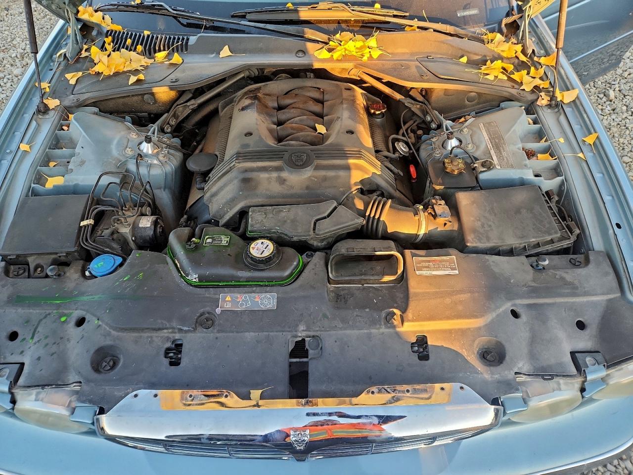 2005 JAGUAR XJ8 L photo 11