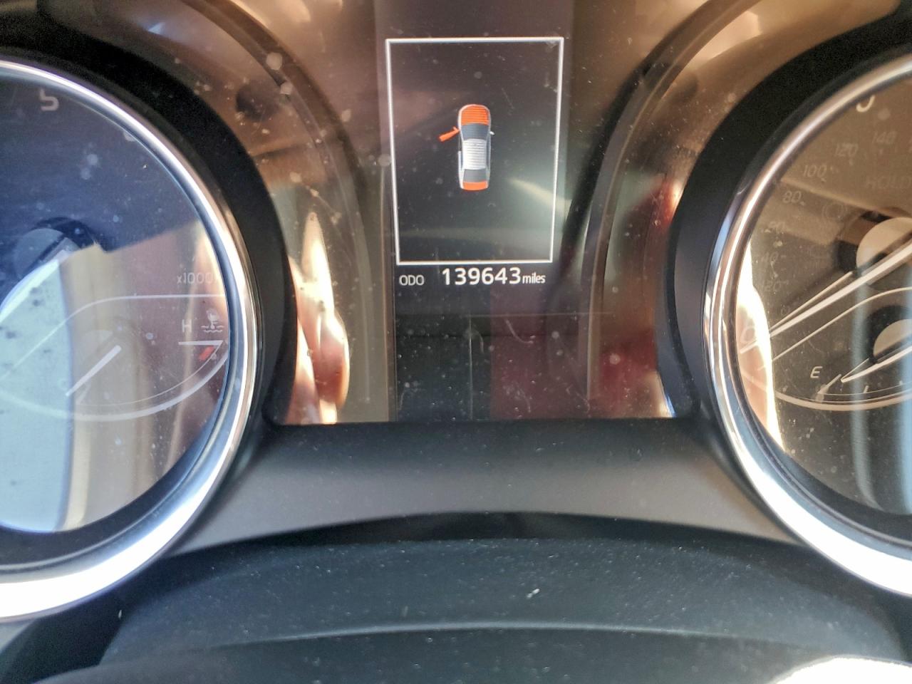 2019 TOYOTA CAMRY L photo 9